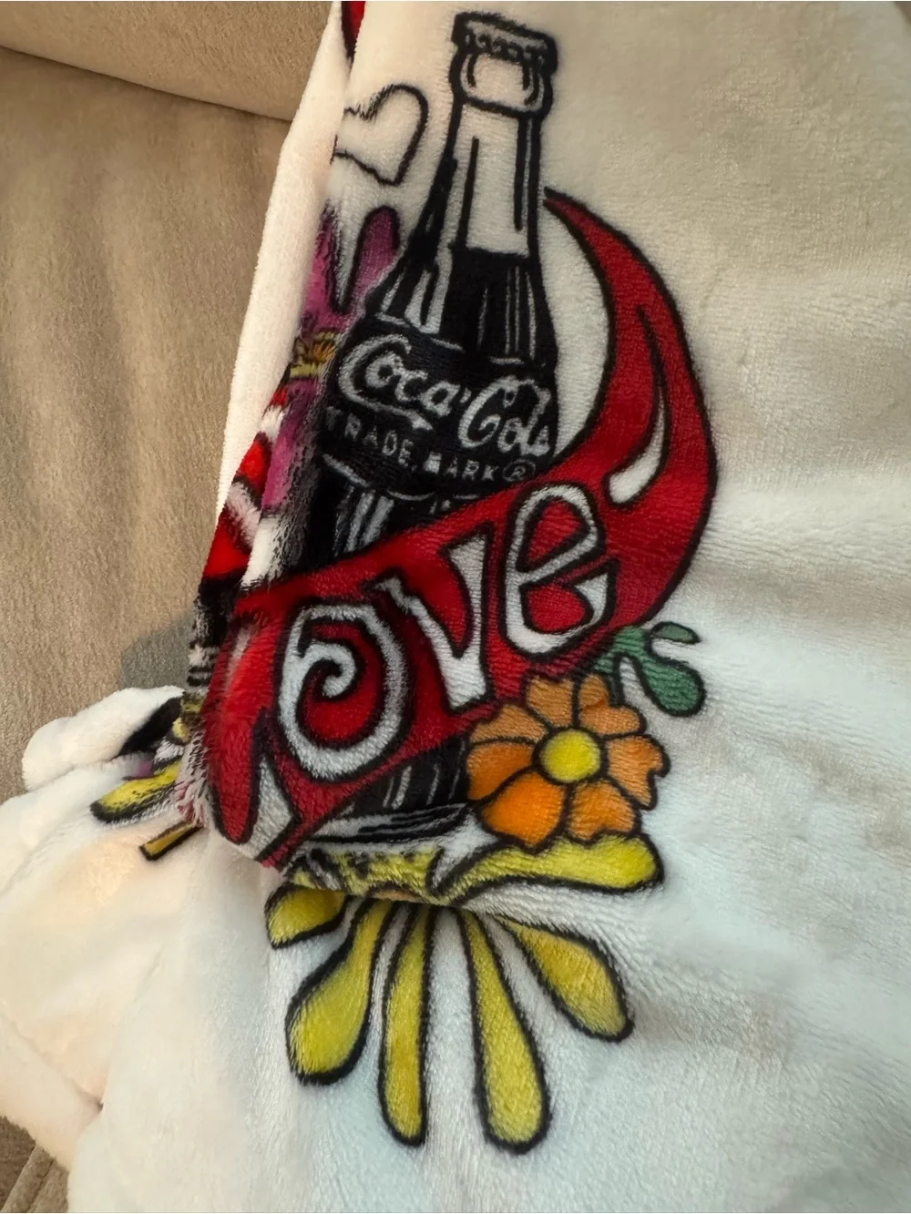 Coca-Cola Retro Flower Power Love Smiley Bottles Velvet Soft Throw Blanket 60x70